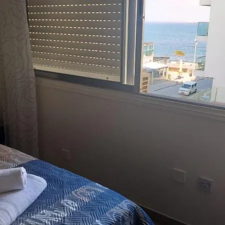 Horizon Aphrodite Seaview Lägenhet Larnaca